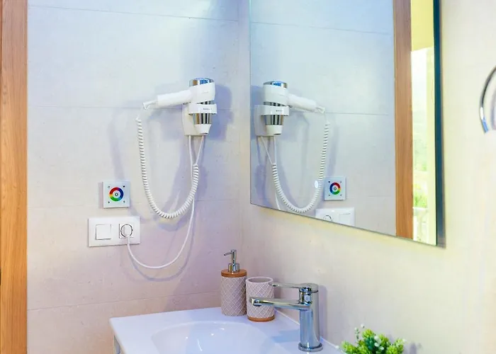 Ac Encanto * La Cisnera